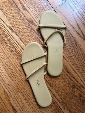 TKEES Gemma Sandals